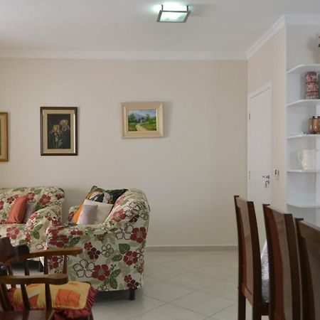 Aluga-se Apto 2 Quartos, sendo 1 suíte, 3 Ar cond. Mobília completa - Praia Grande Ubatuba/SP Exterior foto