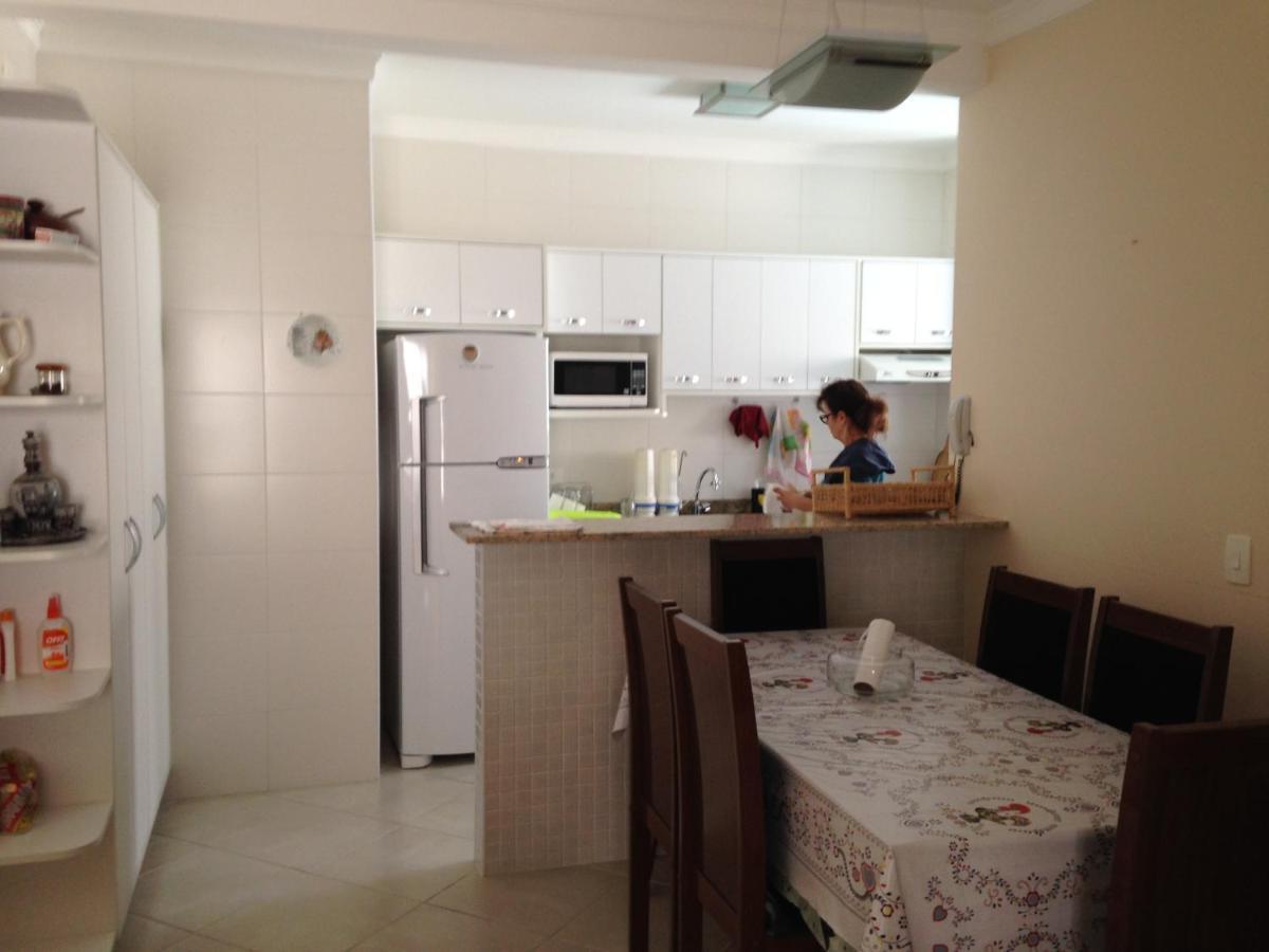 Aluga-se Apto 2 Quartos, sendo 1 suíte, 3 Ar cond. Mobília completa - Praia Grande Ubatuba/SP Exterior foto