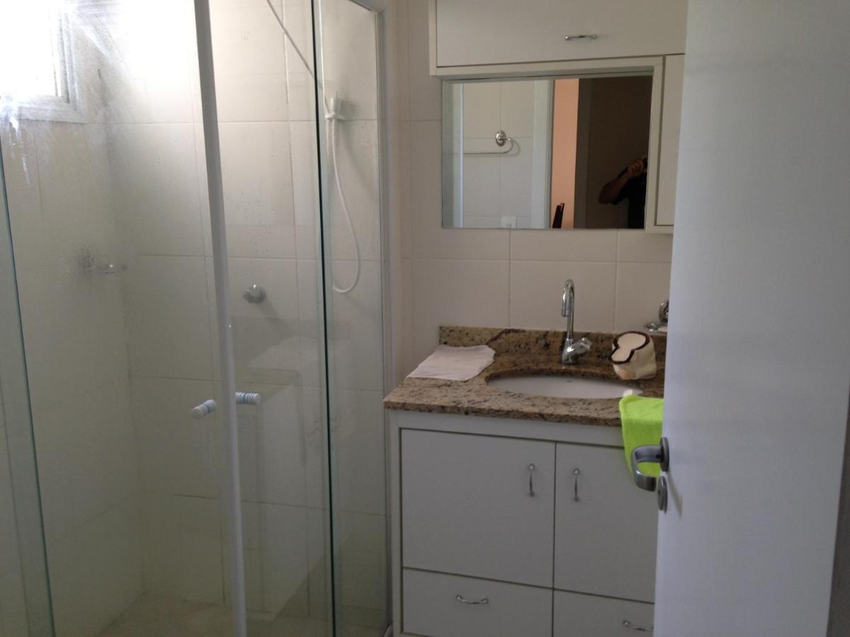 Aluga-se Apto 2 Quartos, sendo 1 suíte, 3 Ar cond. Mobília completa - Praia Grande Ubatuba/SP Exterior foto
