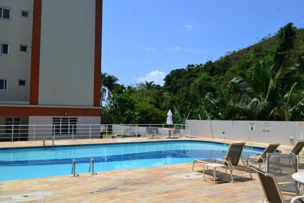 Aluga-se Apto 2 Quartos, sendo 1 suíte, 3 Ar cond. Mobília completa - Praia Grande Ubatuba/SP Exterior foto